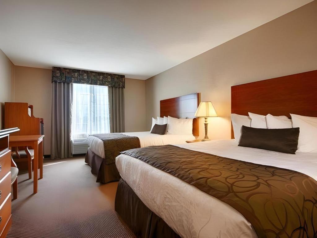 Best Western Plus Twin View Inn And Suites Redding Bagian luar foto