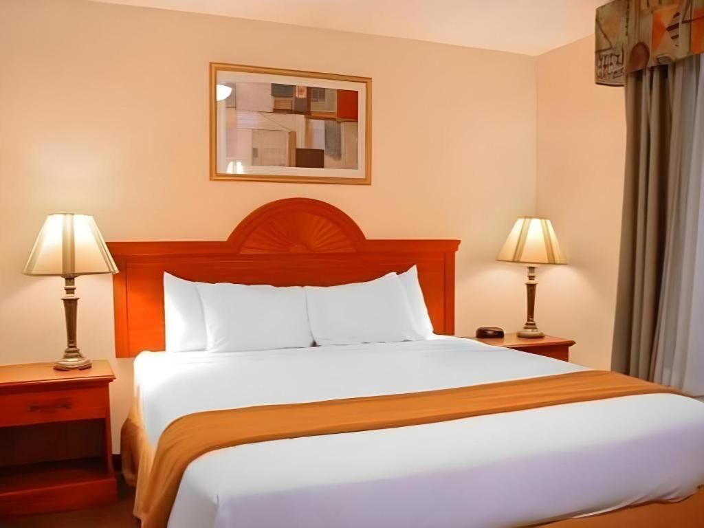 Best Western Plus Twin View Inn And Suites Redding Bagian luar foto